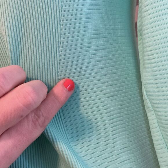 Athleta Mint Green Flurry Blizzard Rib Turtleneck Athletic Top Size Small NEW - Picture 7 of 12
